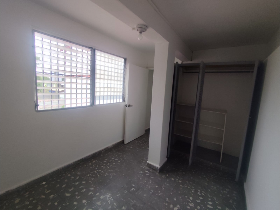 ALQUILER DE APARTAMENTO VACIO EN EL PH HENRY, P. LEFEVRE AQ — foto 5