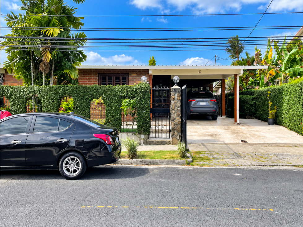 CASA EN ALQUILER EN VILLA ZAITA 4 RECÁMARAS PISCINA Y 400 m² MLD — foto 2