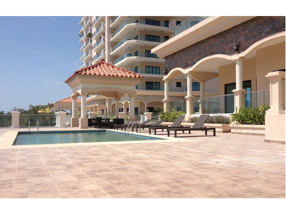 APARTAMENTO LAS OLAS RESIDENCES AMOBLADO VISTA AL MAR/GOLF