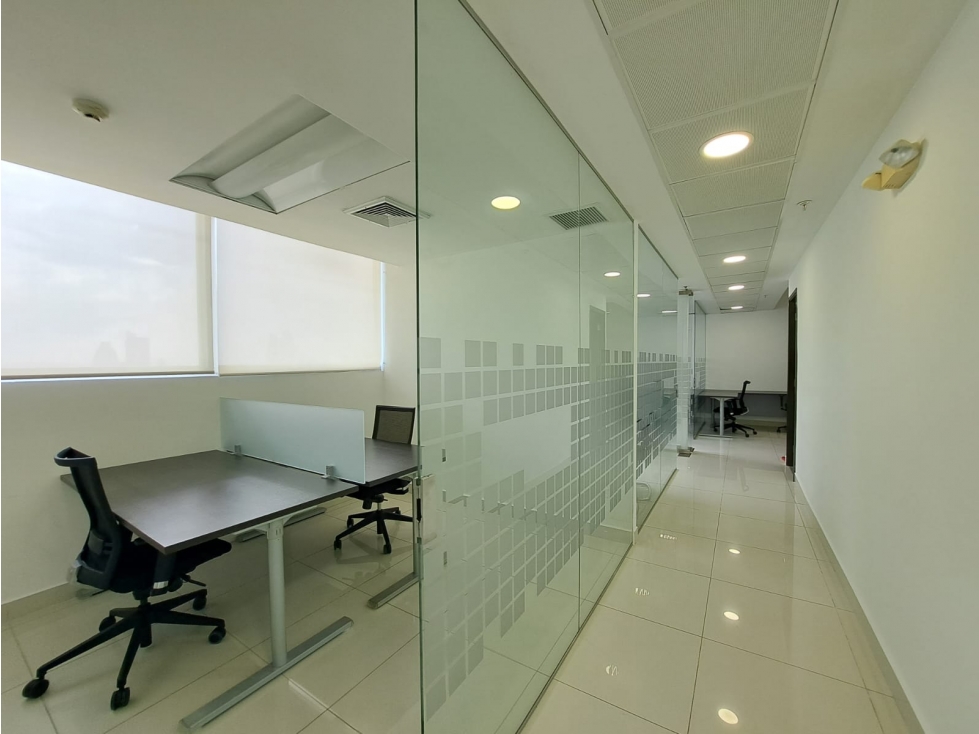 ALQUILER OFICINA AMOBLADA OCEANÍA PUNTA PACIFICA MTTO INCLUIDO — foto 3