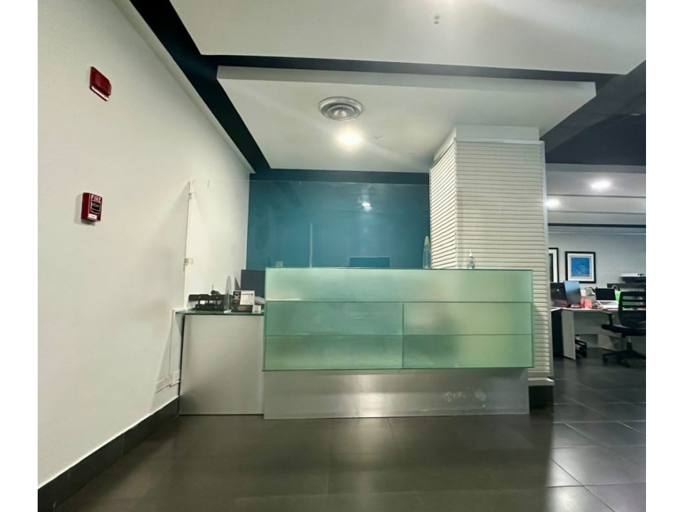 OFICINA AMOBLADA EN PUNTA PACIFICA 258m2 TORRE DE LAS AMERICAS YL — foto 4