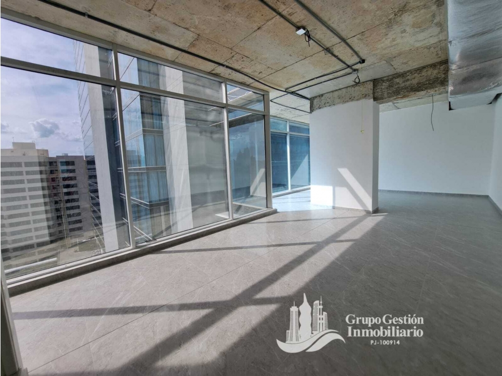 ALQUILER OFICINA 105M2 EN SORTIS OBARRIO KAF