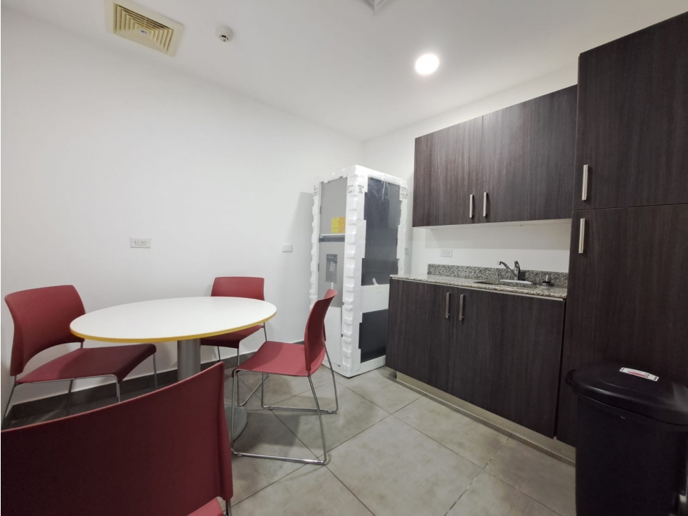 ALQUILER OFICINA AMOBLADA OCEANÍA PUNTA PACIFICA MTTO INCLUIDO — foto 5