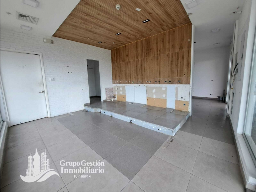 ALQUILER LOCAL CON TERRAZA EN COSTA VERDE CHORRERA 200M2 — foto 4