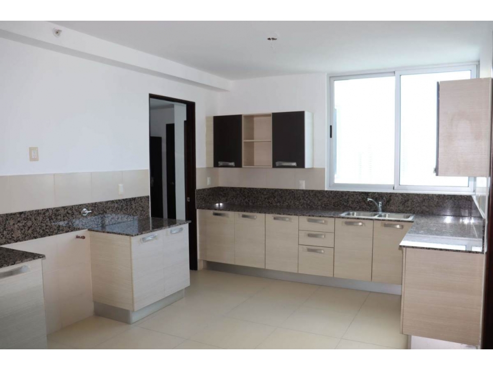 VENTA APARTAMENTO NUEVO EN COSTA DEL ESTE 242 M2 PH BREEZE KAF — foto 5