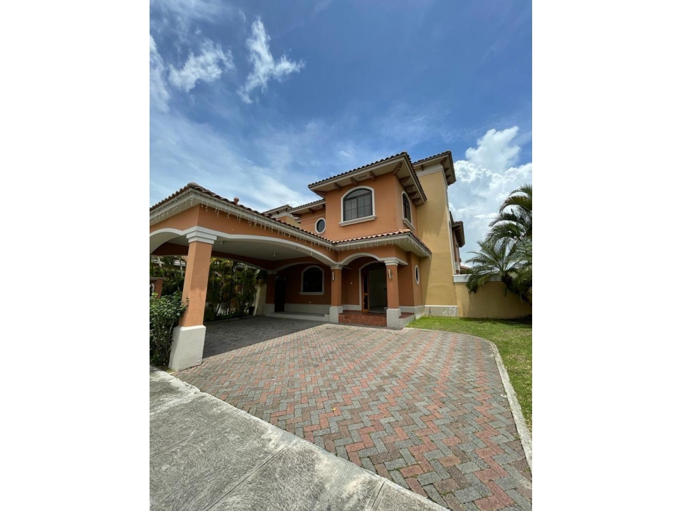 CASA EN COSTA SUR, EL DORAL PRECIO REBAJADO 4 RECAMARAS 425M2 TERRENO
