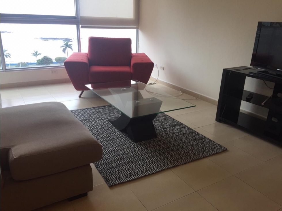 APARTAMENTO VISTA AL MAR AMOBLADO, GRAND BAY