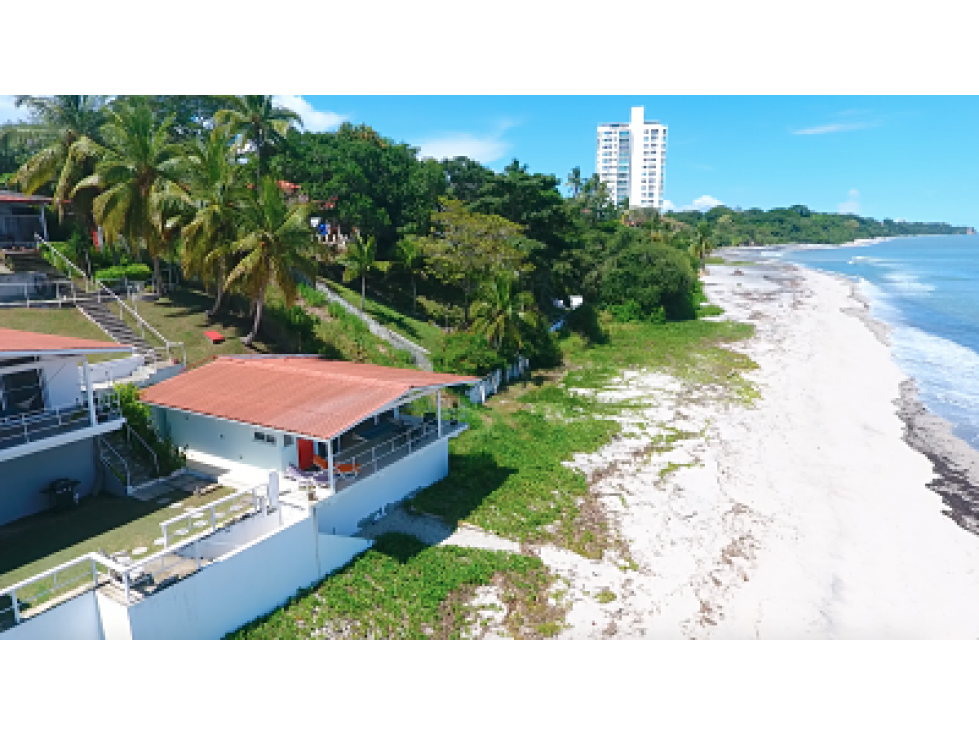 VENTA DE CASA FRENTE AL MAR - PLAYA CORONA A 20 Mts DEL MAR - 1
