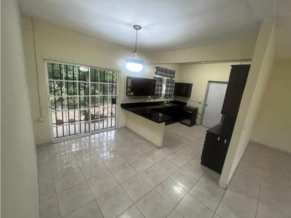 ALQUILER CASA LINEA BLANCA EN RESIDENCIAL HOWARD YL — foto 4