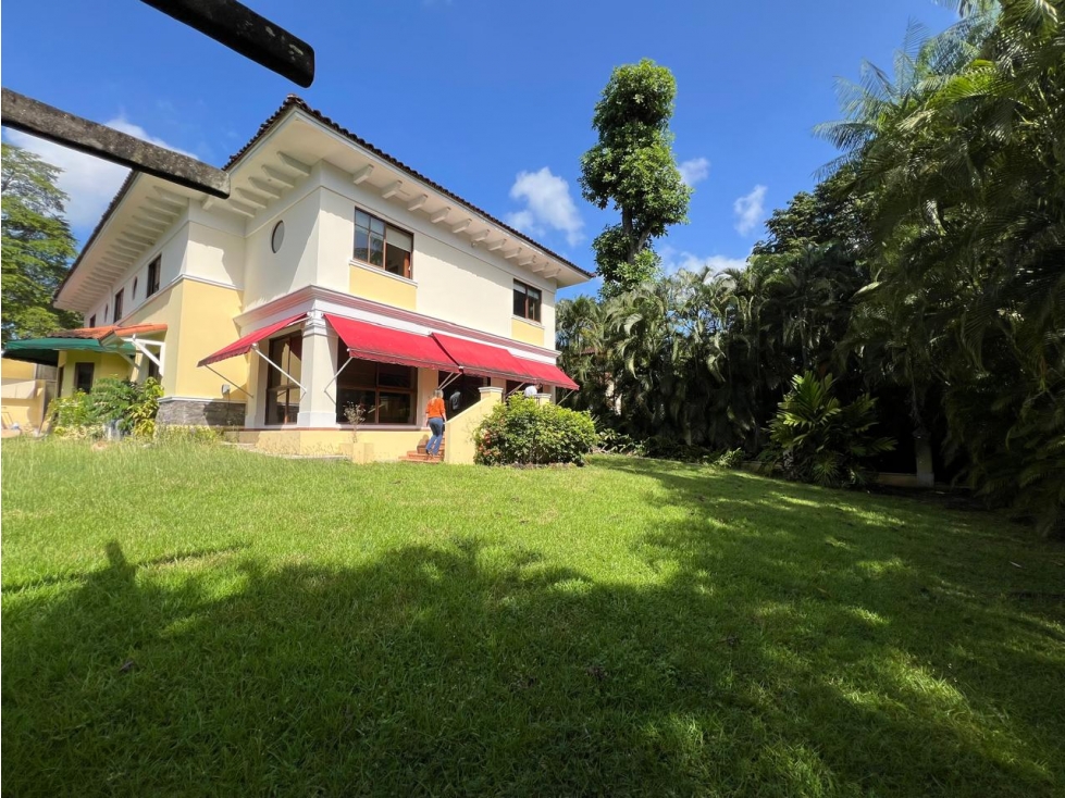 VENTA CASA CAMINO DE CRUCES 4 RECÁMARAS 1230 m2 CLAYTON MLD