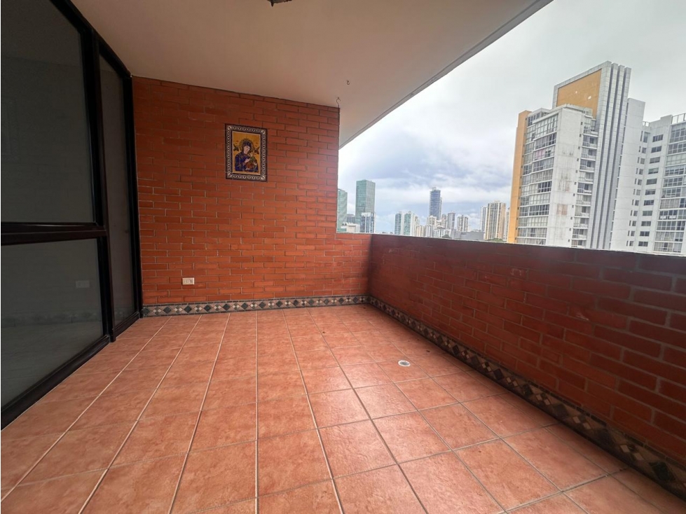 VENTA APARTAMENTO PH VISTA OBARRIO 208MTRS2 EV — foto 2