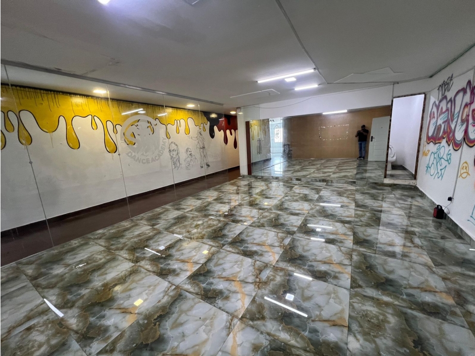 ALQUILER OFICINA Y BODEGA COSTA DEL ESTE 300 M2 PARQUE INDUSTRIAL CV