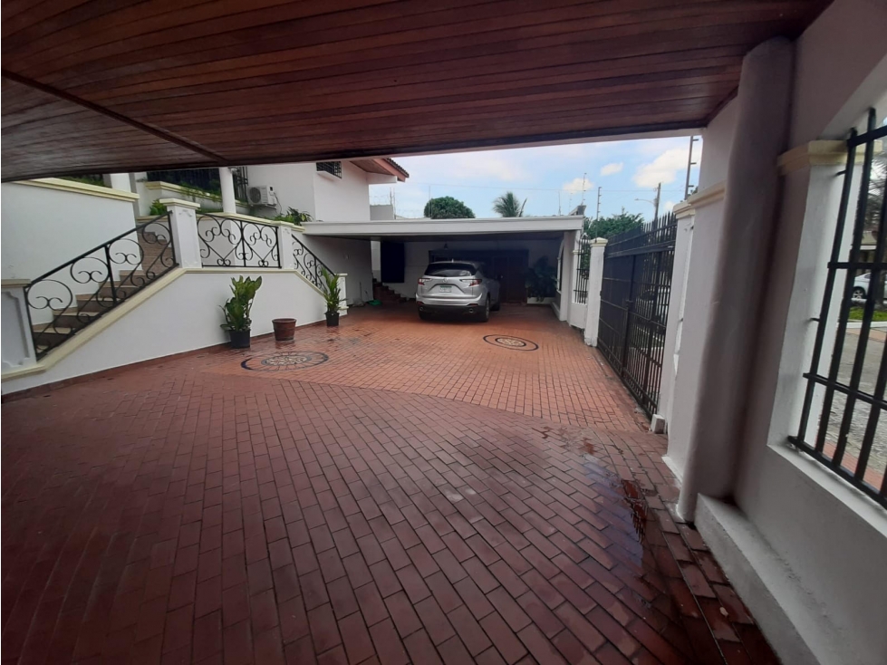 CASA A LA VENTA EN BETHANIA 563M2 - 3