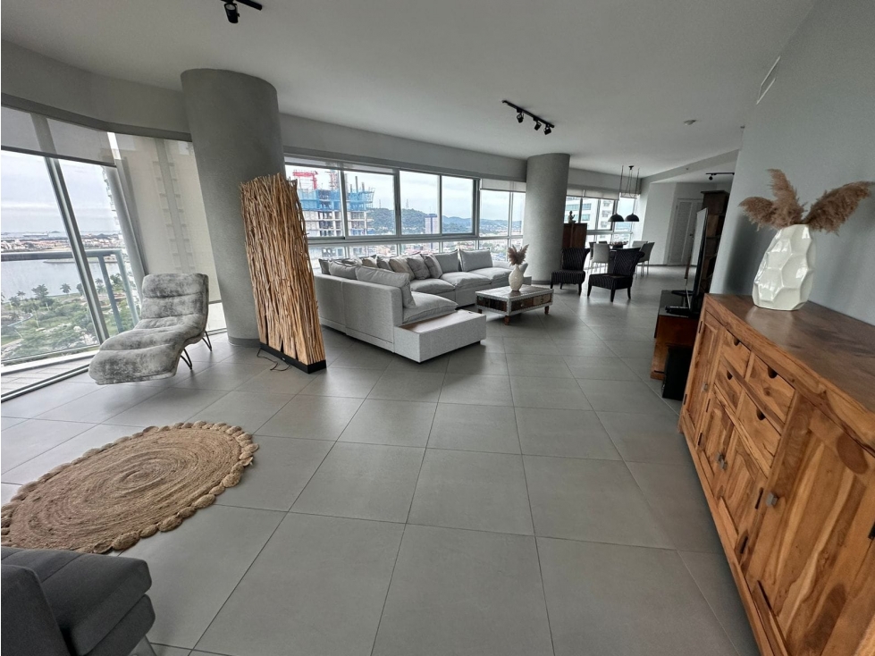 ALQUILER DE APARTAMENTO AMOBLADO YACHT CLUB AV BALBOA — foto 2
