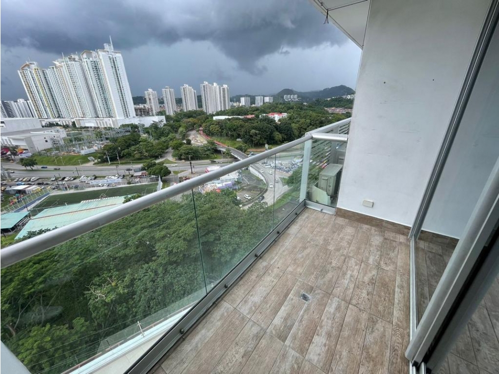VENTA DE APARTAMENTO AMOBLADO PH SKY POINT TUMBA MUERTO 100M2 JP