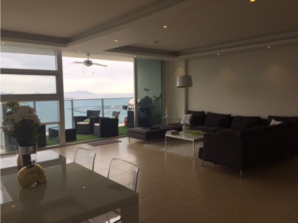 HERMOSO APT EN ALQUILER PH WATER PISO ALTO - 2