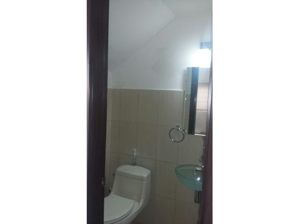 ALTOS COUNTRY CLUB 1000 CASA REMODELADA VENTA - 5