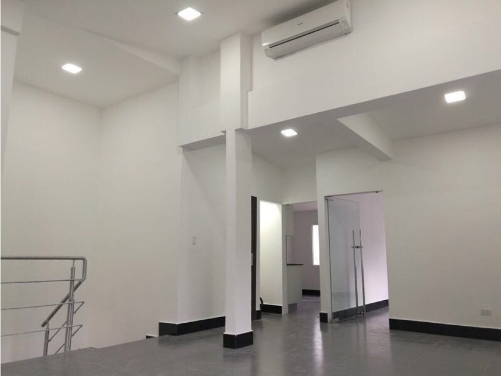 CASA COMERCIAL / LOCAL / OFICINA NUEVO A ESTRENAR - 4