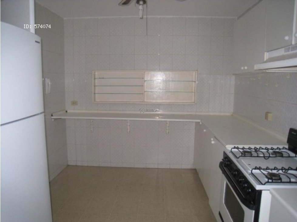 Apartamento en El Cangrejo PH DEL REY - 3