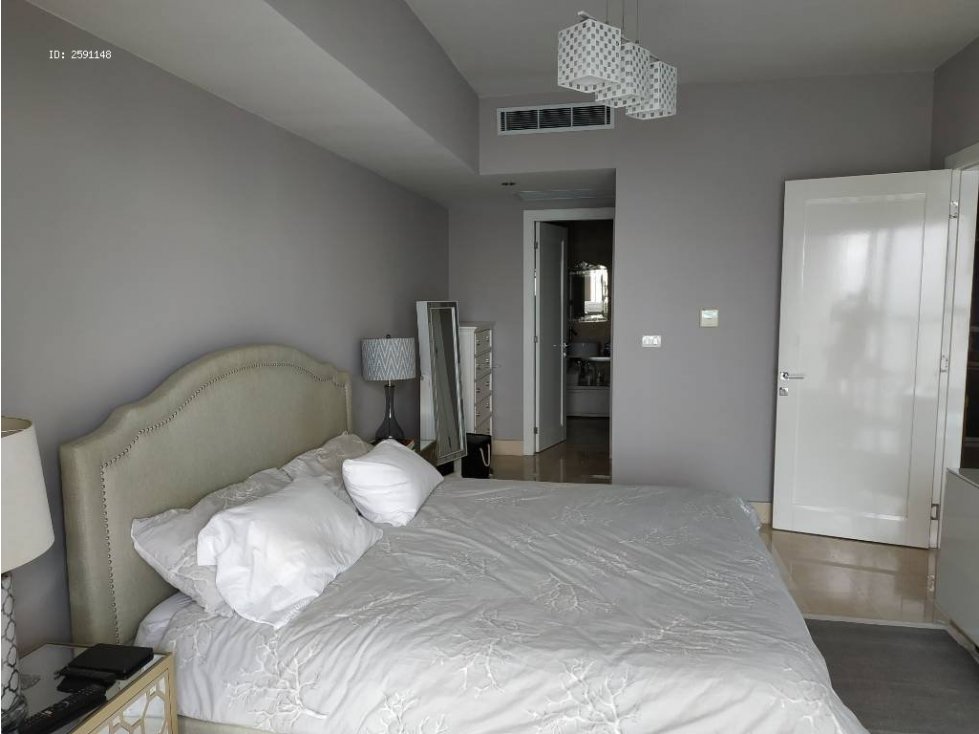APARTAMENTO AMOBLADO EN PH YOO 2 REC — foto 3