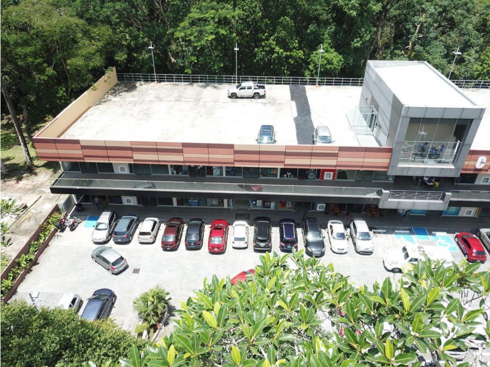 LOCALES COMERCIALES CLAYTON MALL 120 MT2 y 126 MT2 - 3