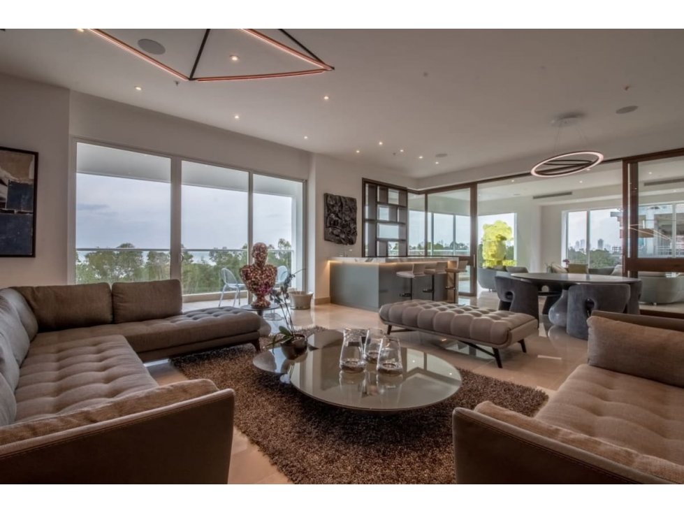 APARTAMENTO LUJOSO EN COSTA DEL ESTE - FRENTE AL MAR - 707M2 - 2