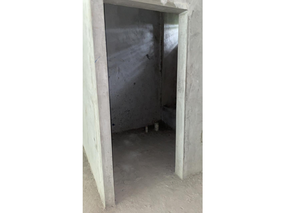 LOCAL COMERCIAL EN OBRA GRIS, CLAYTON - 4