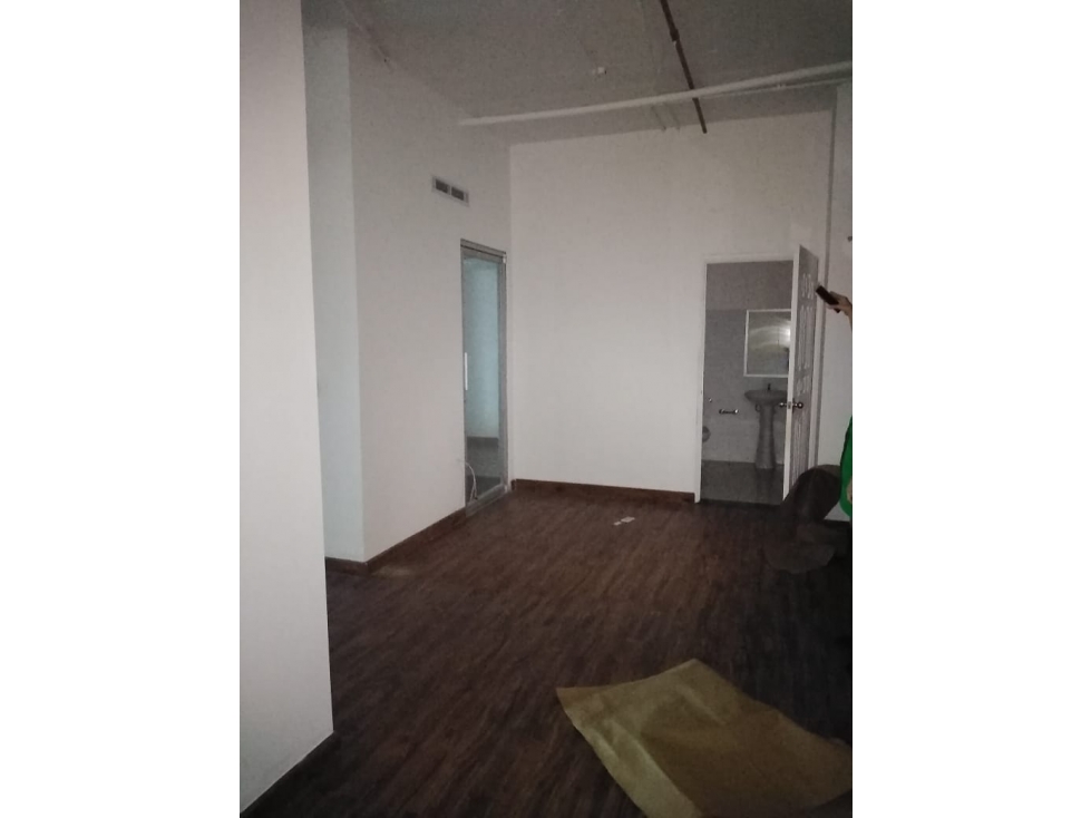 OFICINA COMODA EN COSTA DEL ESTE 148.18M2 - 3