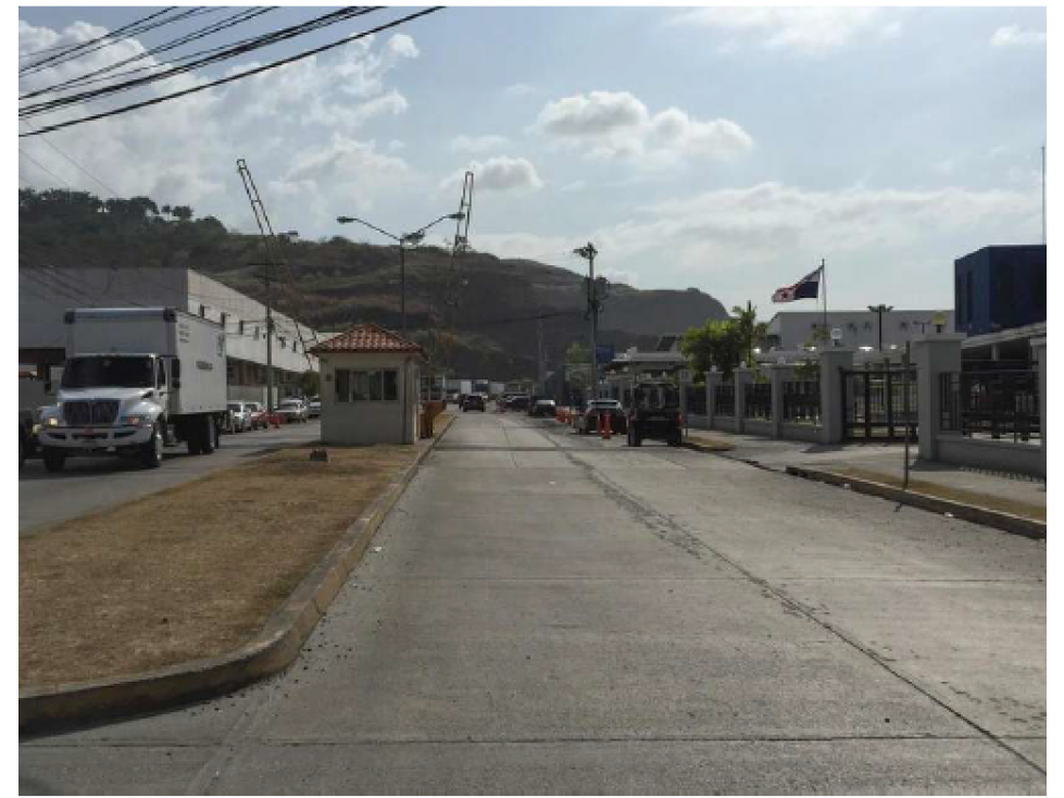 BODEGA DE 3208M2 EN ALQUILER EN MILLA 8 — foto 3