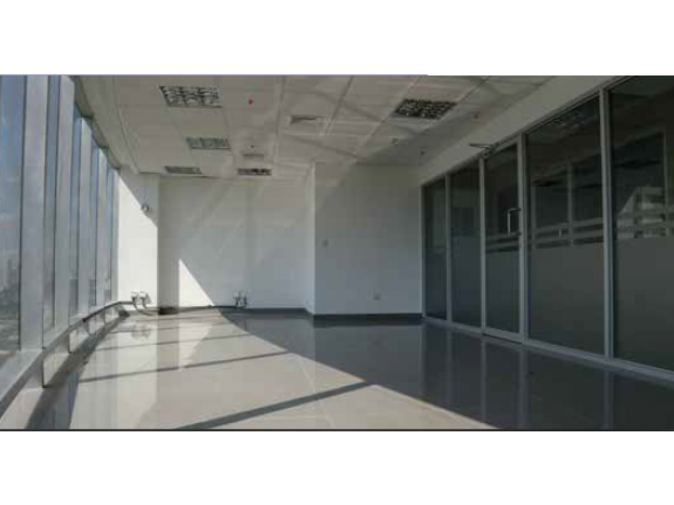 OFICINA 123M2 MANTENIMIENTO INCLUIDO TORRE ANCON, EN COSTA DEL ESTE — foto 2