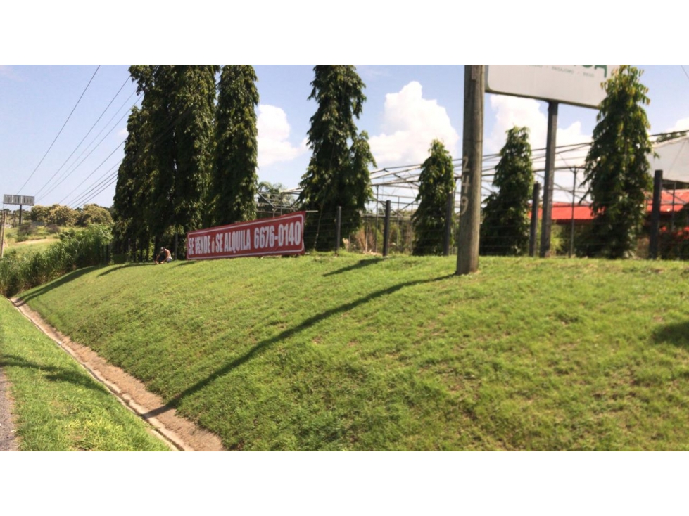 TERRENO COMERCIAL-RESIDENCIAL 4.5 HECTAREAS CARRETERA PANAMERICANA