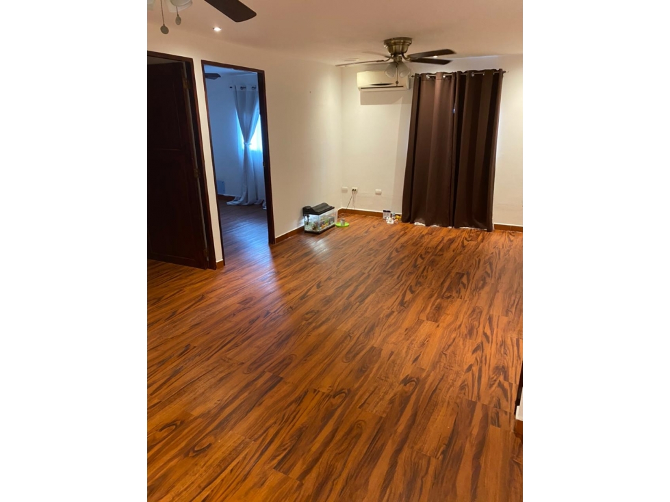 APARTAMENTO PARA USO COMERCIAL O DE OFICINA VIA PORRAS — foto 2