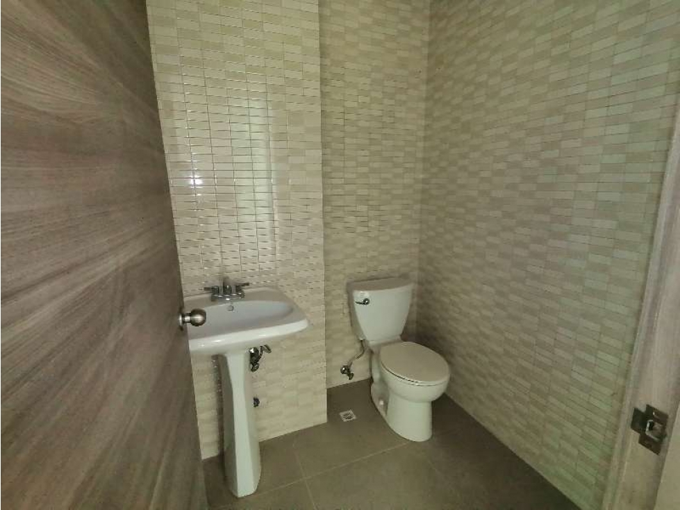 REMATE LOCAL PLANTA BAJA ESQUINA 94m2, ALBROOK - 6