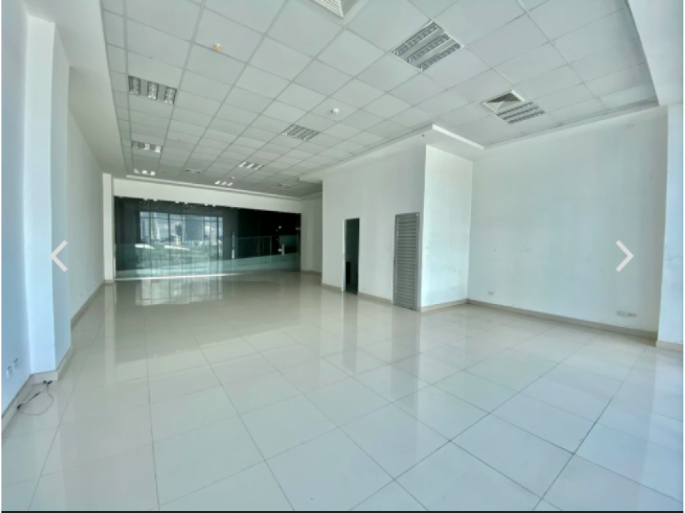ALQUILER OFICINA 128 m2 CON VISTA, SKY BUSINESS CENTER — foto 4