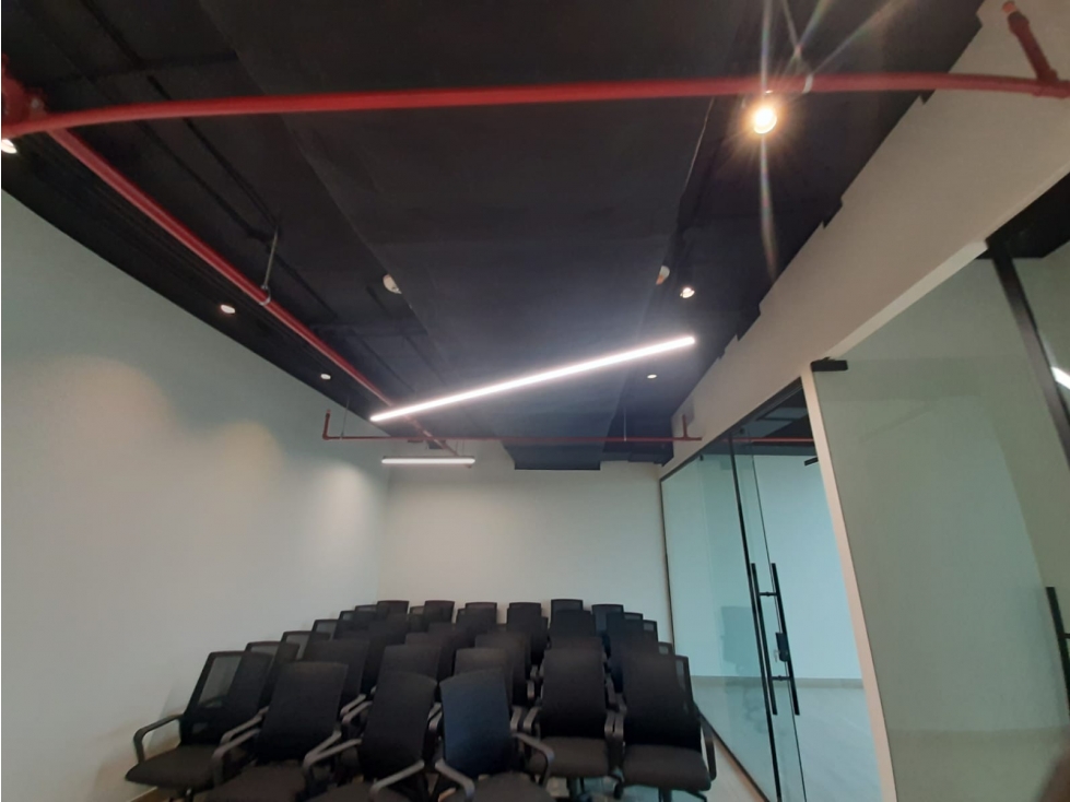 OFICINA 92 M2 AMOBLADA SERVICIOS/MTTO INLCUIDO, EN TOWERBANK CALLE 50 — foto 5