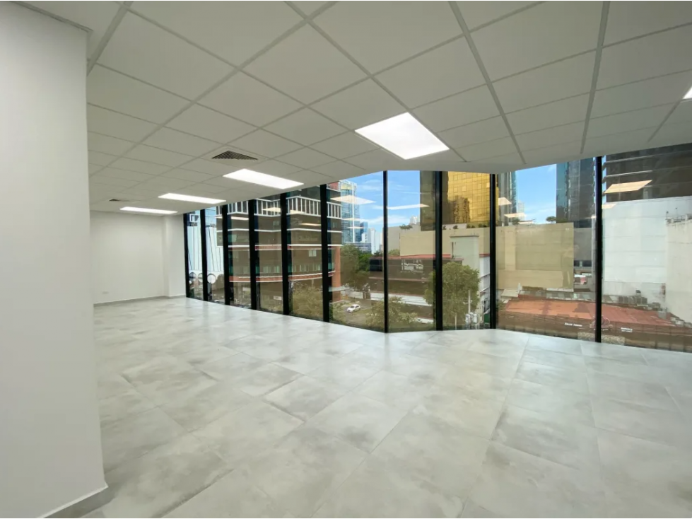 Alquiler de oficina de 140 m2 en Obarrio — foto 3
