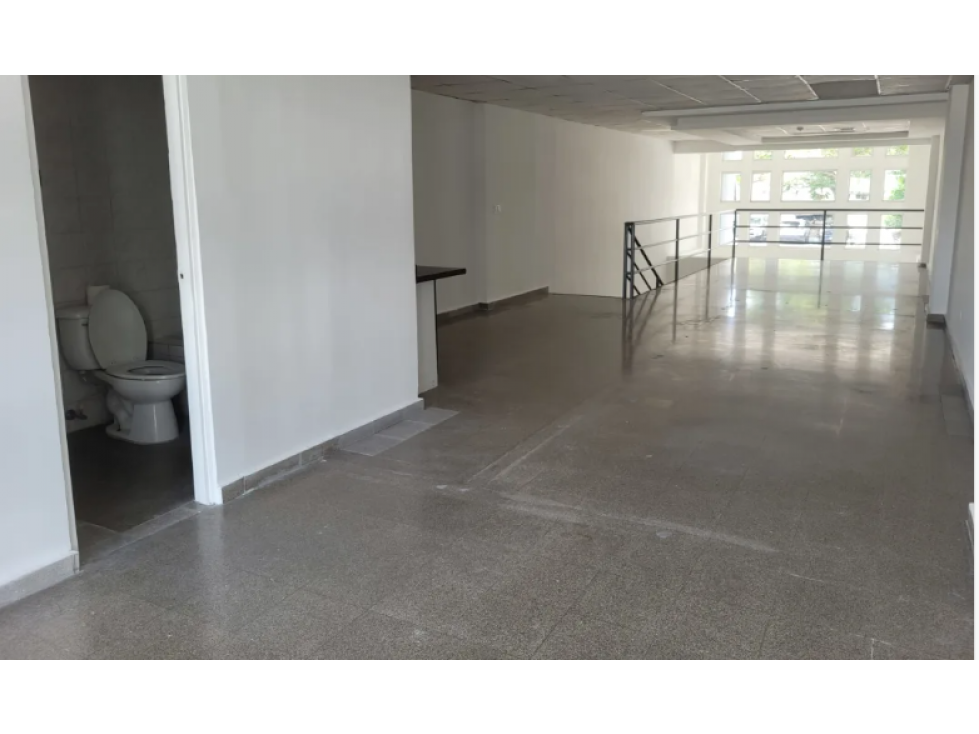 ALQUILER DE OFICINAS Y LOCALES COMERCIALES - 3