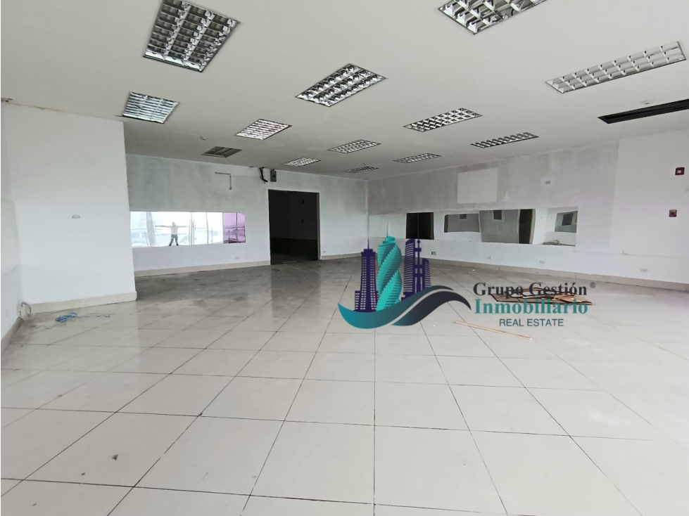 ALQUILER DE LOCAL COMERCIAL EN DAVID 277 METROS CUADRADOS