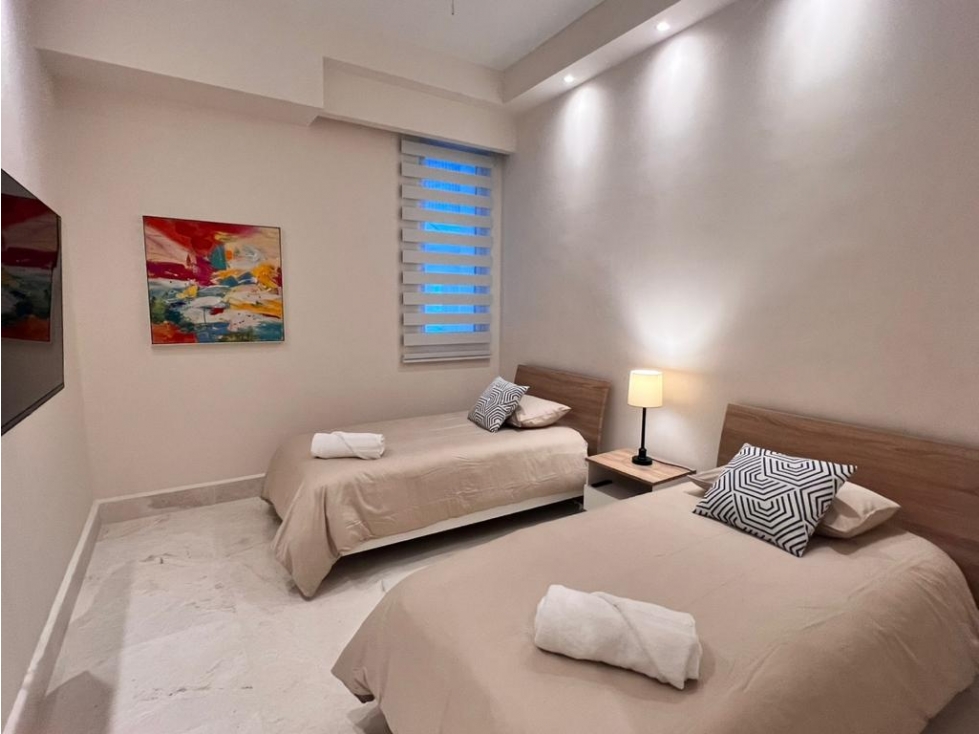 ALQUILER LUJOSO APARTAMENTO EN EL MAR OCEAN REEF 4 RECAMARAS MLD — foto 4