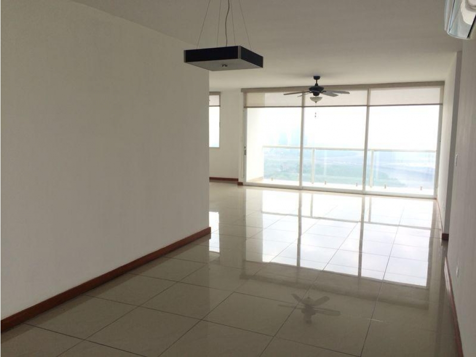 VENTA DE PENTHOUSE EN BAHÍA DEL GOLF COCO DEL MAR MLD — foto 2