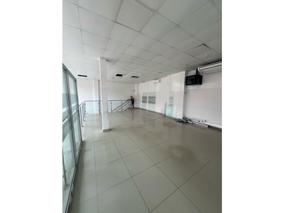 ALQUILER LOCAL 180MTRS DOS PLANTAS CHITRE - 3
