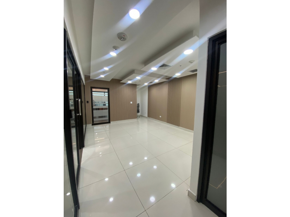 ALQUILER OFICINA CALLE 50 255 M2 TOWER BANK CV — foto 3