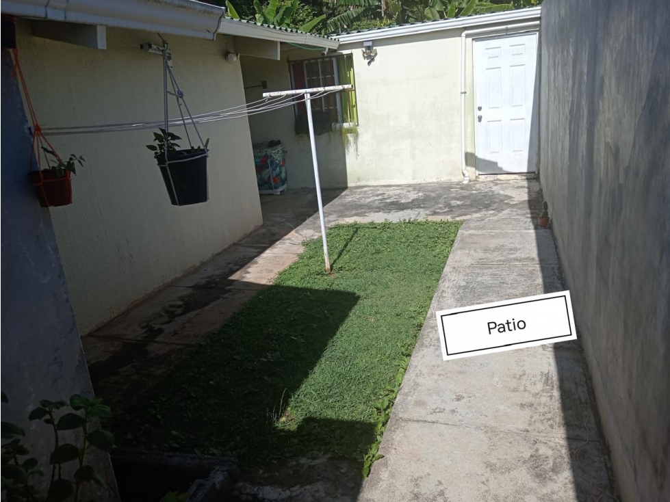 SE VENDE CASA REMODELADA CON CUARTOS DE ALQUILER MYP - 3