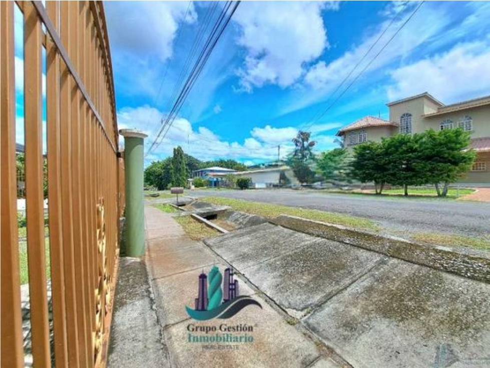 Alquilo elegante casa amoblada en David Federal Mall area — foto 3