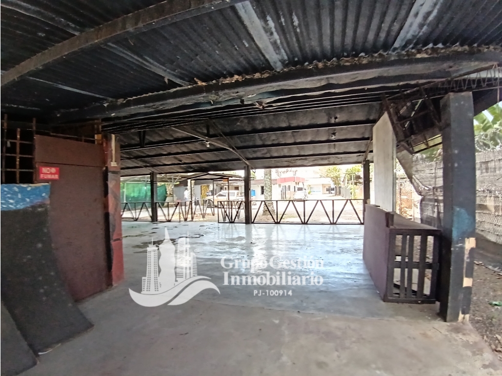 Alquilo Local Comercial Centrico en David — foto 4
