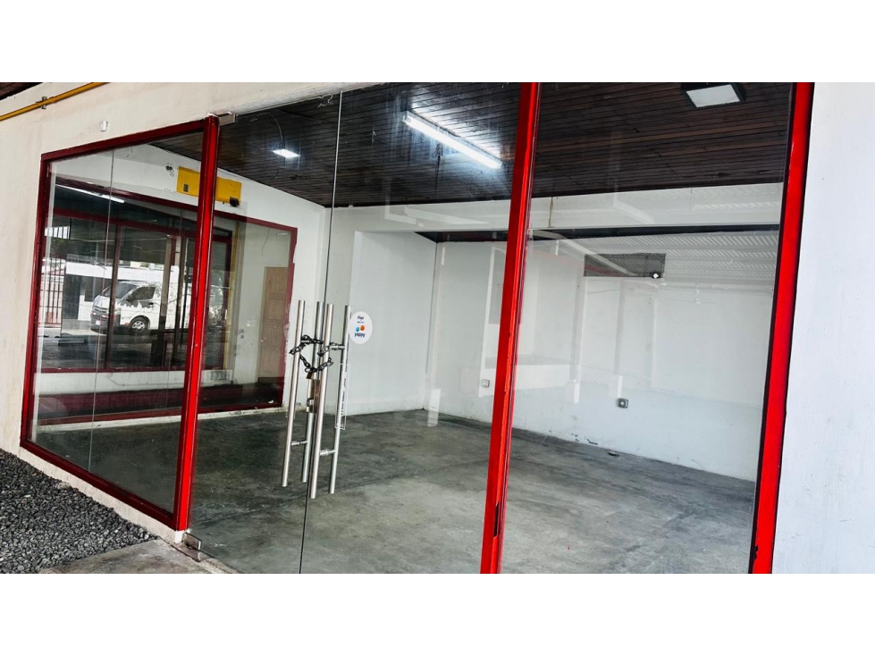 ALQUILER DE LOCAL EN SAN FRANCISCO 700M2, EXCELENTE UBICACIÓN — foto 4