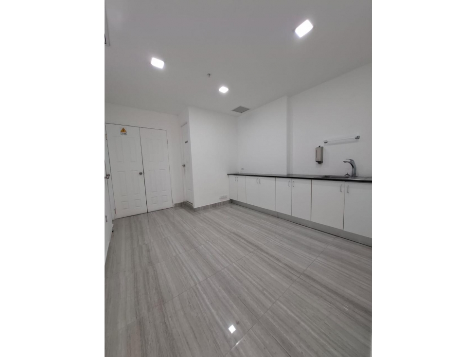 ALQUILER OFICINA AVENIDA SAMUEL LEWIS 125M2 PH SL55 MLD — foto 5