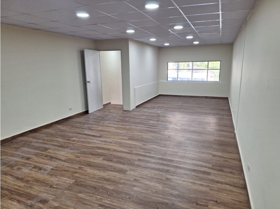 ALQUILER LOCAL COMERCIAL SAN FRANCISCO 2 PLANTAS — foto 2