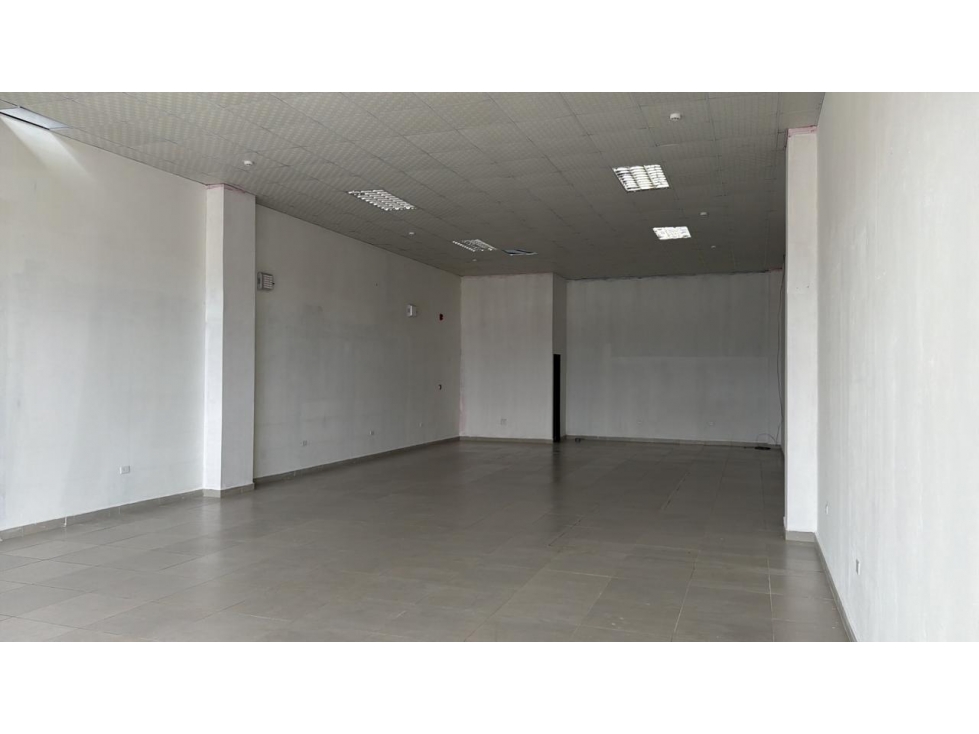 ALQUILER DE LOCAL COMERCIAL EN DAVID, UBICACION ESTRATEGICA — foto 3