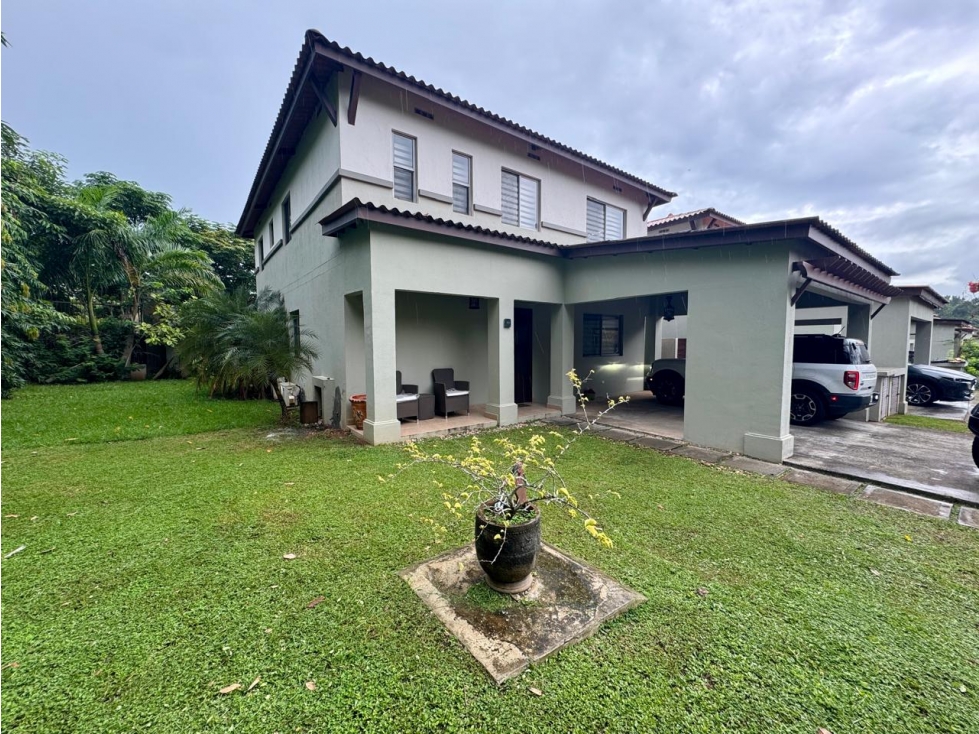 VENTA Y ALQUILER CASA EN PANAMA PACIFICO RESIDENCIAL WOODLANDS CV